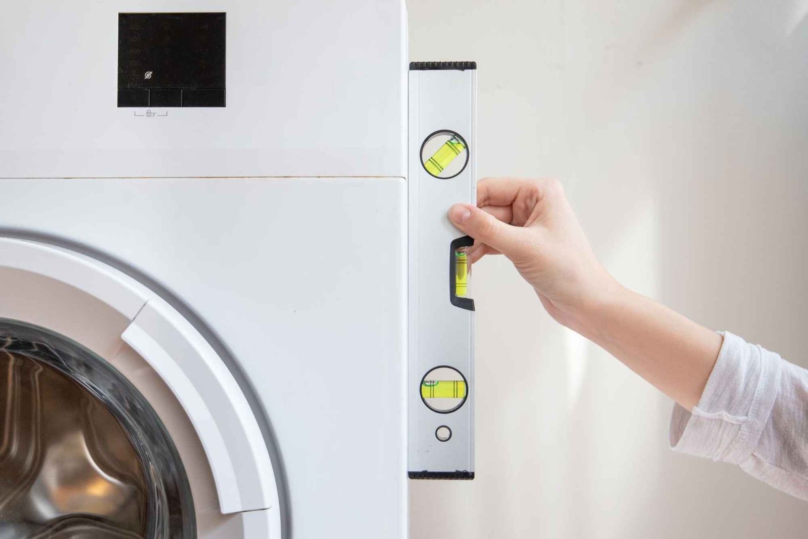Why Washing Machines Vibrate Excessively on Spin