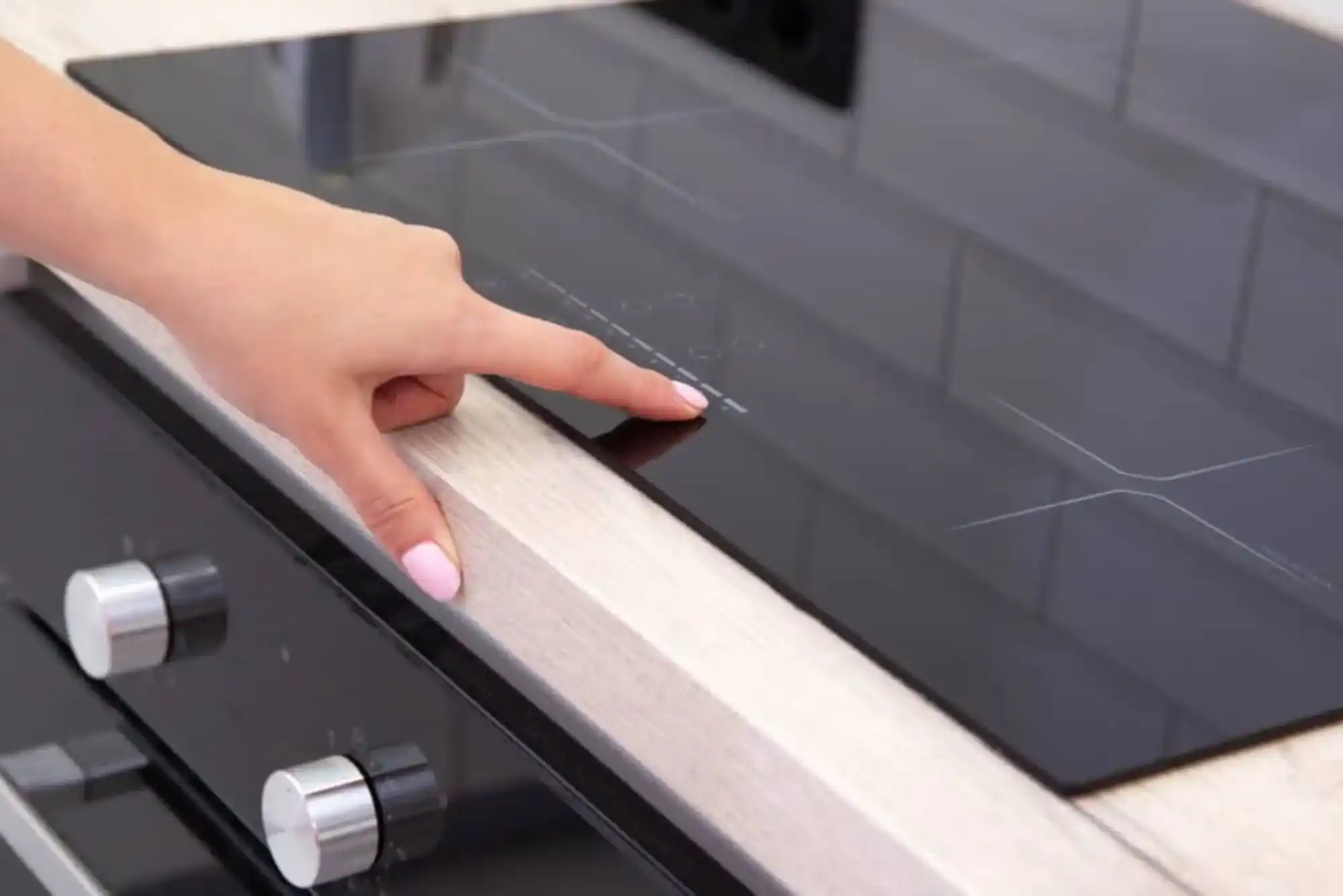 Why Induction Stove Shuts Off Randomly