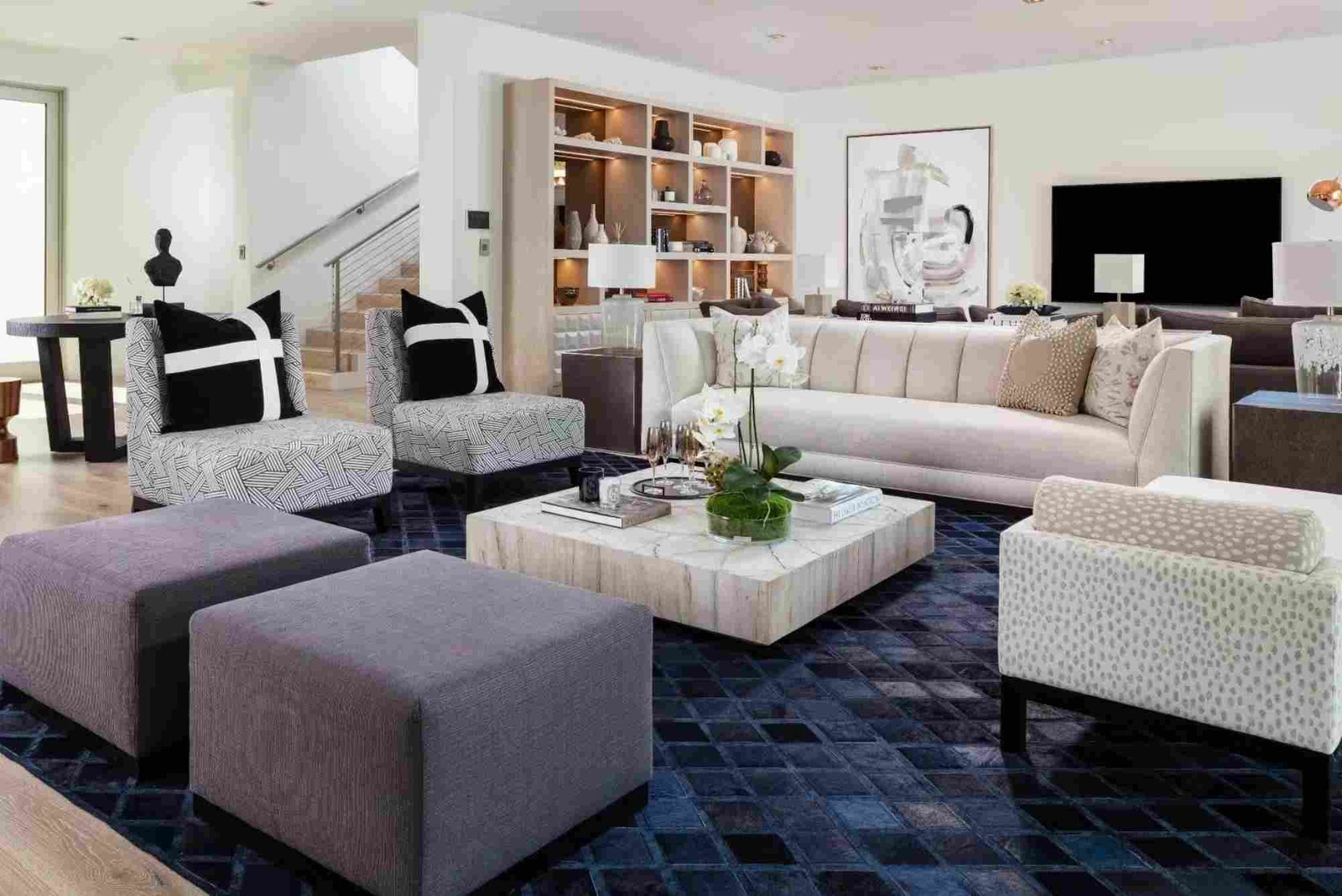 How To Decorate Large Living Rooms