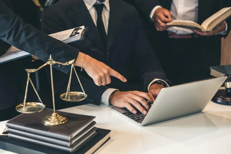 What Legal Grounds Allow a Spouse to File for Divorce in Dubai