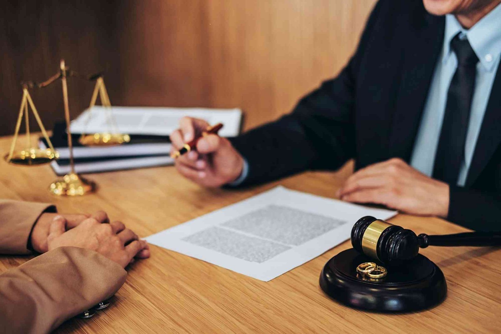 How do Dubai Lawyers handle complex Debt Collection Dubai cases
