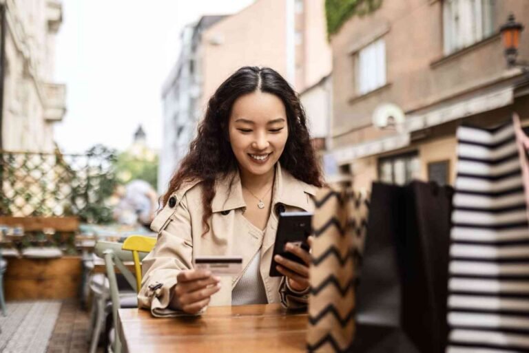 Top Finance Mistakes That Hurt Your Financial Future